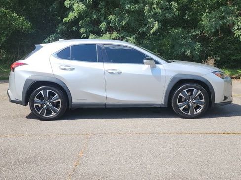 Used 2020 Lexus UX 250h w/ Premium Package AWD/4WD image 6