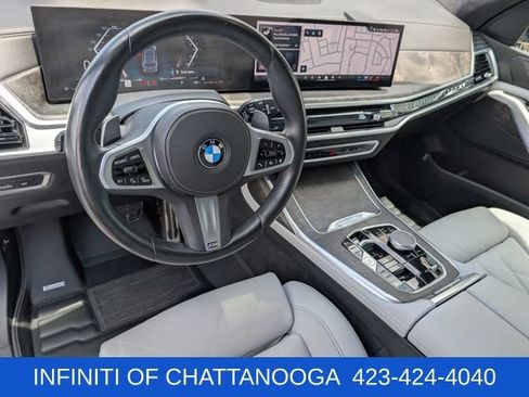 Used 2024 BMW X7 xDrive40i w/ M Sport Package AWD/4WD image 4