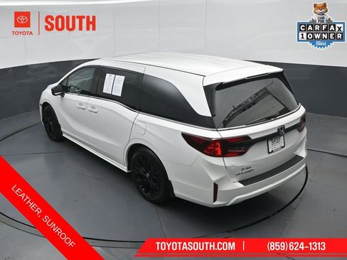 Used 2025 Honda Odyssey Sport-L image 57