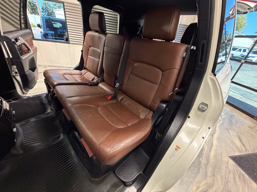 Used 2016 Toyota Land Cruiser AWD/4WD image 9