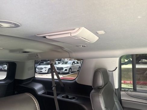 Used 2018 GMC Yukon XL Denali image 29