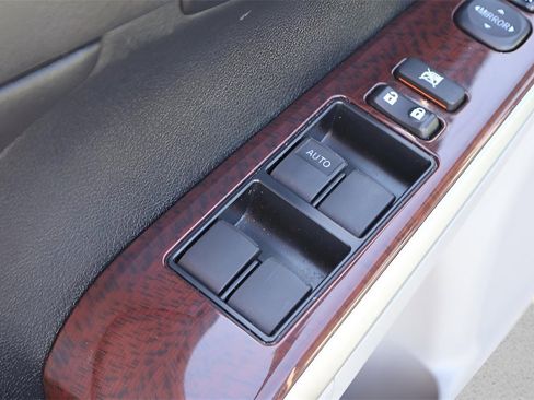 Used 2014 Toyota Camry XLE image 23