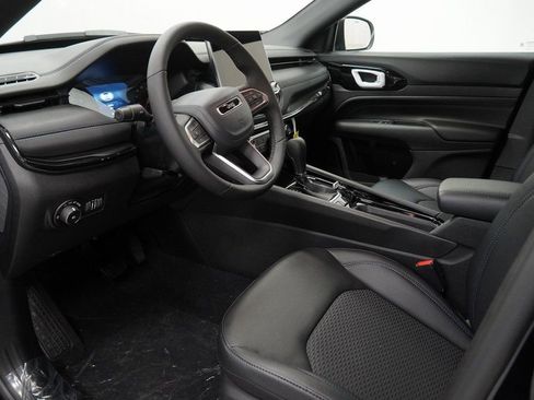 New 2026 Jeep Compass Latitude image 16