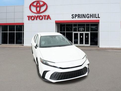 New 2026 Toyota Camry SE image 14
