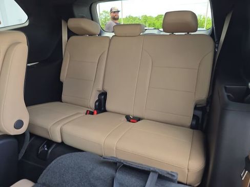 New 2026 Buick Enclave Preferred w/ Power Package FWD image 16