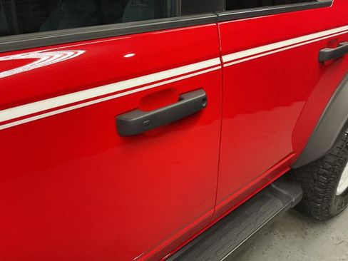 Used 2023 Ford Bronco Heritage Edition AWD/4WD image 5