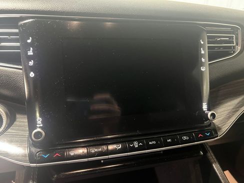 Used 2022 Jeep Wagoneer Series III w/ Flexible Seating Group image 8