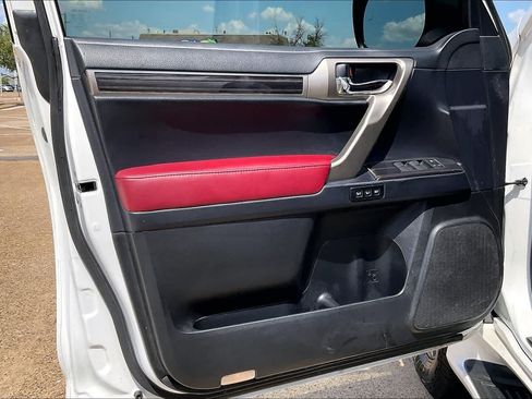 Used 2020 Lexus GX 460 Premium AWD/4WD image 25