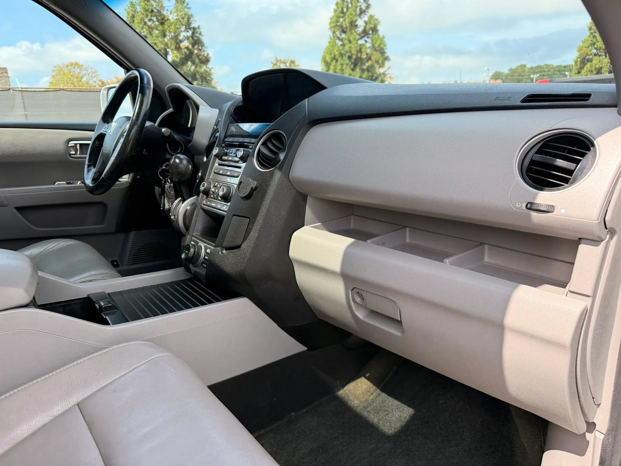 Used 2014 Honda Pilot Touring image 19