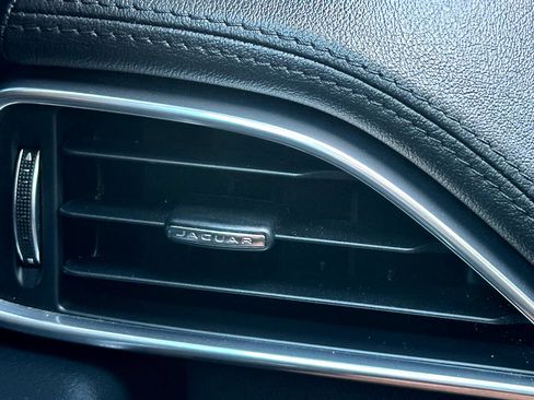 Used 2020 Jaguar XE S image 29