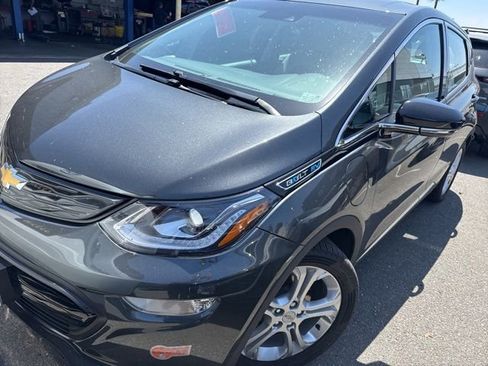 Used 2020 Chevrolet Bolt LT FWD image 2
