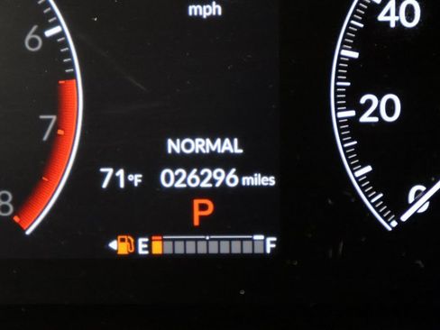 Used 2024 Honda CR-V EX-L image 17