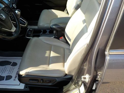 Used 2015 Honda CR-V Touring image 13