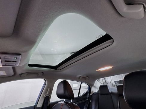 Used 2020 Nissan Sentra S FWD image 18