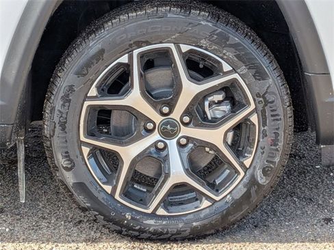 New 2026 Jeep Compass Limited image 29