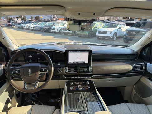 Used 2021 Lincoln Navigator Black Label AWD/4WD image 25