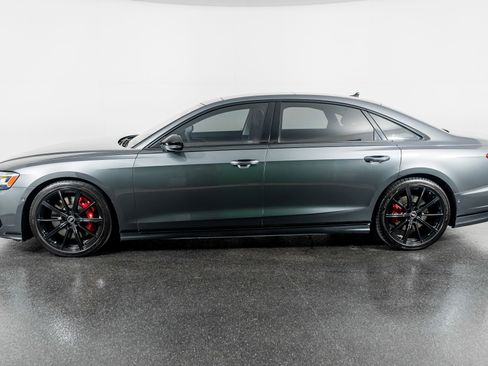 Used 2022 Audi S8 4.0T w/ S8 Executive Package image 15