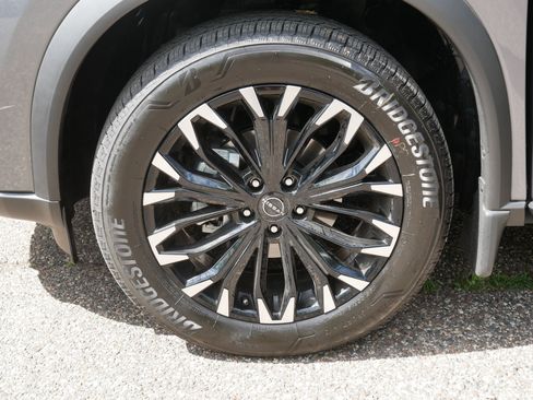 Certified 2026 Nissan Rogue Dark Armor AWD/4WD image 15