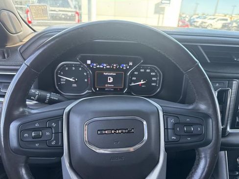 Used 2021 GMC Yukon Denali w/ Denali Premium Package AWD/4WD image 35