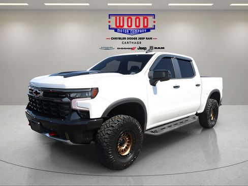 Used 2024 Chevrolet Silverado 1500 ZR2 w/ Technology Package AWD/4WD image 7