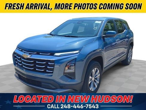 Used 2025 Chevrolet Equinox LT FWD image 1