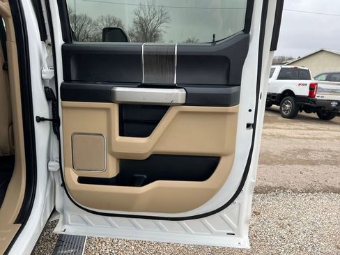 Used 2021 Ford F250 Lariat w/ Lariat Ultimate Package image 18