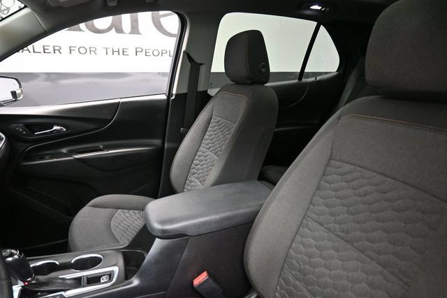 Used 2018 Chevrolet Equinox LT w/ Sun & Infotainment Package FWD image 17