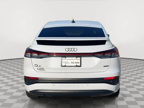 Used 2022 Audi Q4 e-tron Premium Plus w/ Premium Plus AWD/4WD image 8