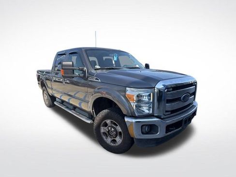 Used 2016 Ford F250 XLT w/ XLT Value Package AWD/4WD image 1