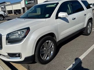 Used 2017 GMC Acadia Limited SLT FWD video 1