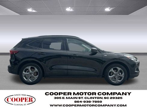 Used 2025 Ford Escape ST-Line FWD image 6