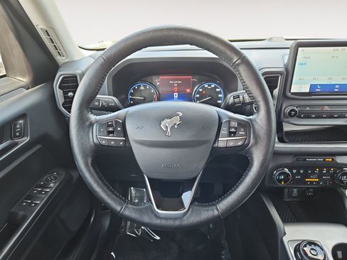 Used 2021 Ford Bronco Sport Outer Banks AWD/4WD image 12