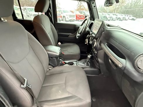 Used 2016 Jeep Wrangler Unlimited Sport w/ Quick Order Package 24S image 33