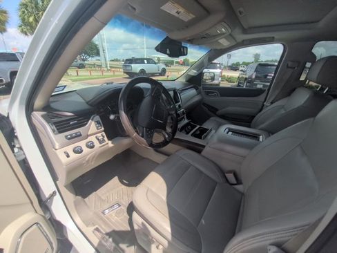 Used 2018 GMC Yukon Denali w/ Open Road Package AWD/4WD image 10