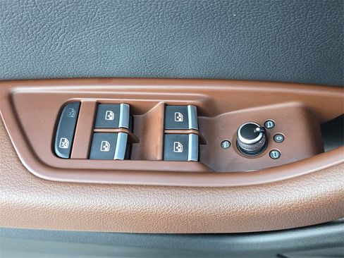 Used 2019 Audi A4 2.0T Premium image 22