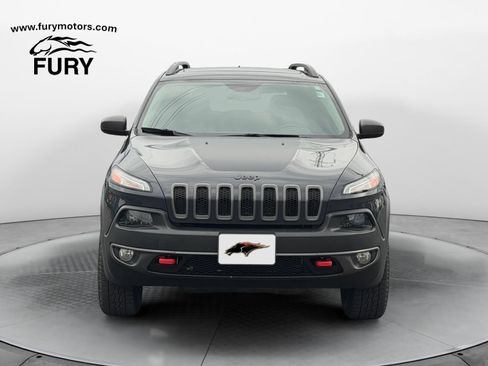 Used 2016 Jeep Cherokee Trailhawk w/ Comfort/Convenience Group AWD/4WD image 9
