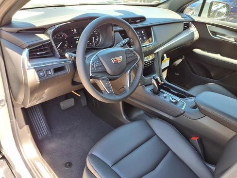 New 2026 Cadillac XT5 Luxury AWD/4WD image 12