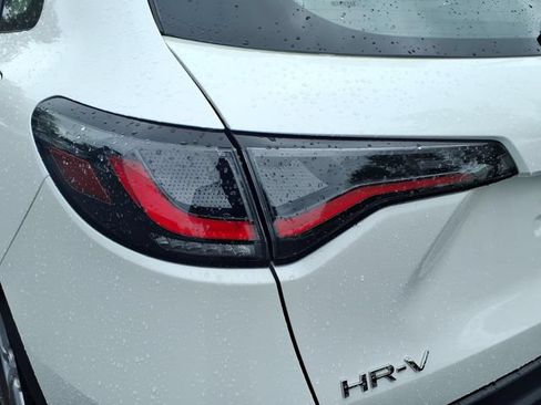 Used 2024 Honda HR-V LX image 15