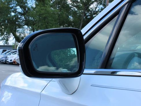 Used 2014 Ford Fusion Titanium FWD image 8