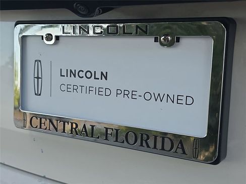 Used 2024 Lincoln Nautilus Reserve AWD/4WD image 7