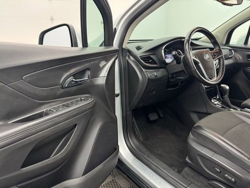 Used 2019 Buick Encore Preferred image 14