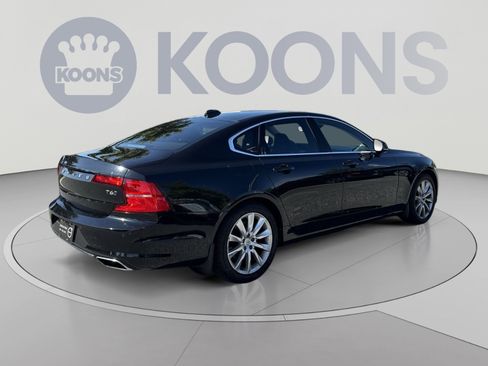Used 2017 Volvo S90 T6 Momentum w/ Vision Package AWD/4WD image 7