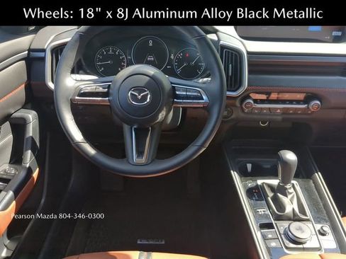 Used 2025 MAZDA CX-50 Meridian Edition w/ Apex Package AWD/4WD image 17