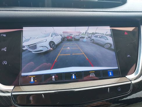 Used 2023 Cadillac XT6 Sport w/ Technology Package AWD/4WD image 23