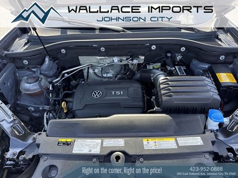 Used 2022 Volkswagen Atlas Cross Sport SE AWD/4WD image 45