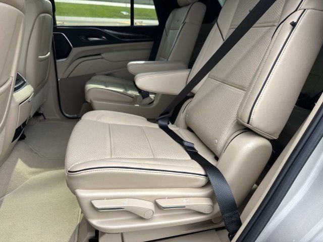 Certified 2023 Cadillac Escalade Premium Luxury w/ Performance Package RWD image 16