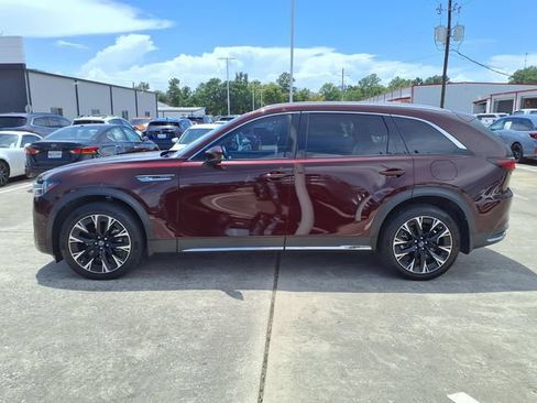 Certified 2024 MAZDA CX-90 Plug-In Hybrid w/ Premium Plus AWD/4WD image 8