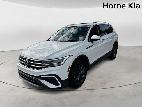 Used 2022 Volkswagen Tiguan SE image 7