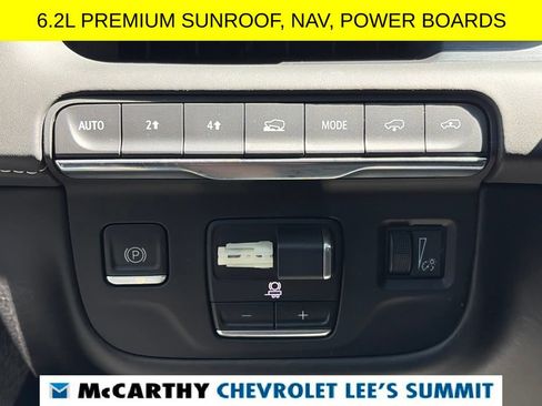 Used 2022 Cadillac Escalade ESV Premium Luxury Platinum AWD/4WD image 12