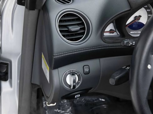 Used 2006 Mercedes-Benz SL 65 AMG image 24